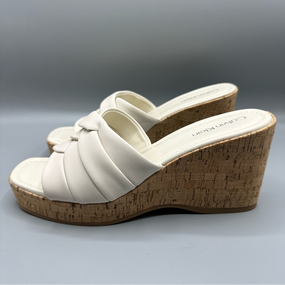 Calvin Klein Wedge Heel Sandals Slides Women’s Size 9.5M Ivory White